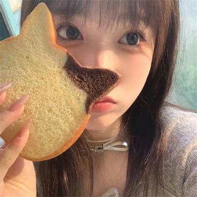 左撇子女孩